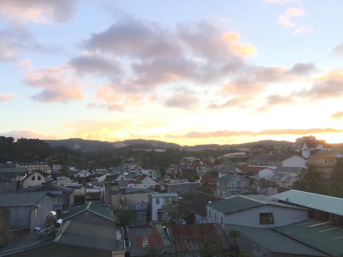 Sky View Home Dalat Luaran gambar